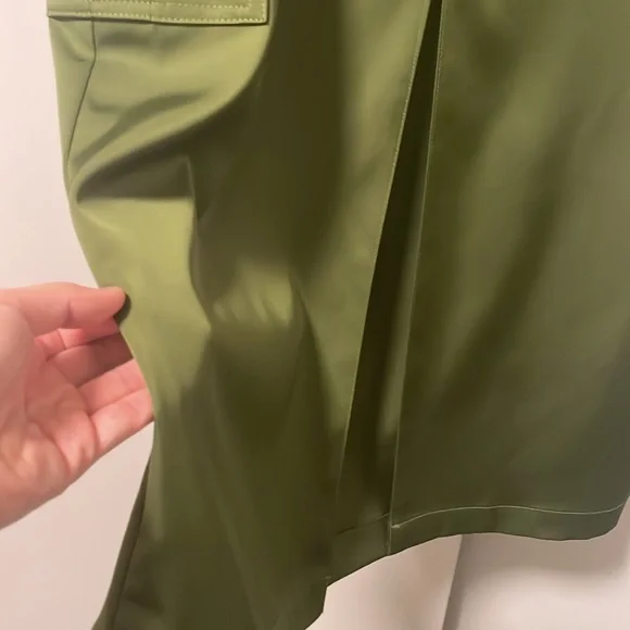 🌿Nwt House of Harlow 1960 plant green satin cargo pocket skirt slit midi XS - Picture 8 of 14